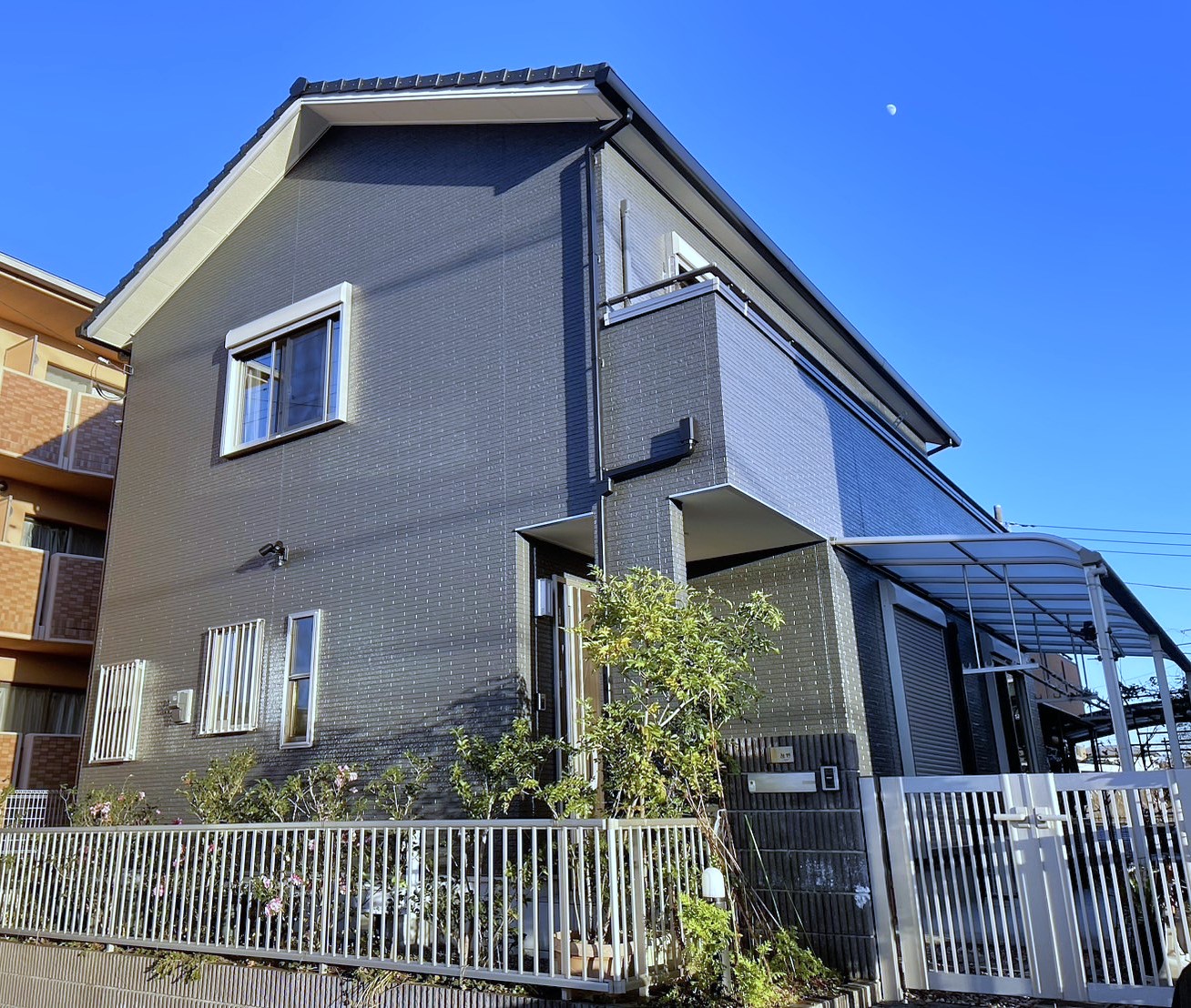 【シンプルモダンなお家からシックなカラーに♪】外壁塗装・シーリング工事