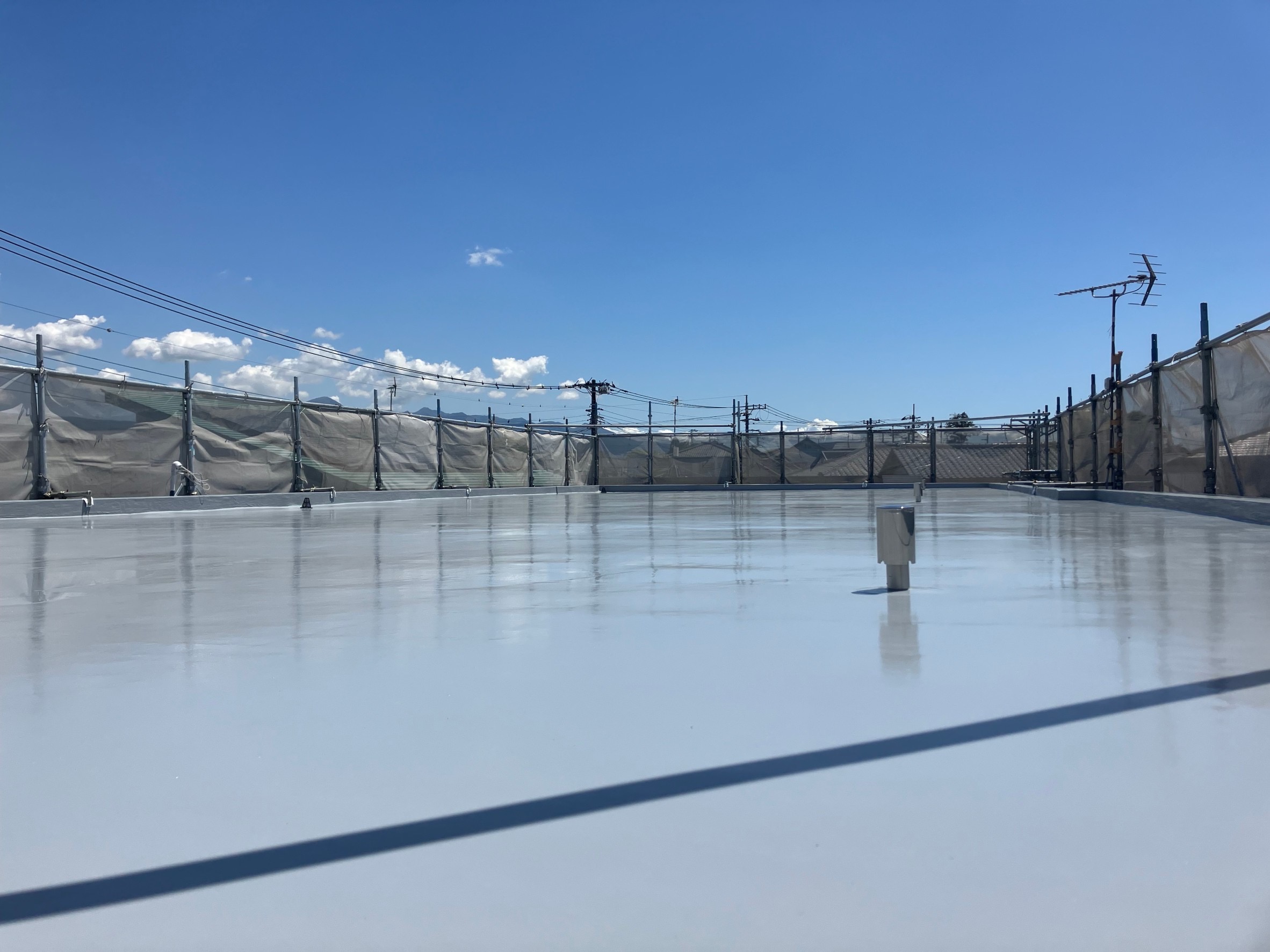 【綺麗なネイビーカラーへ♪店舗様】外壁・屋根裏・屋上防水・シーリング工事