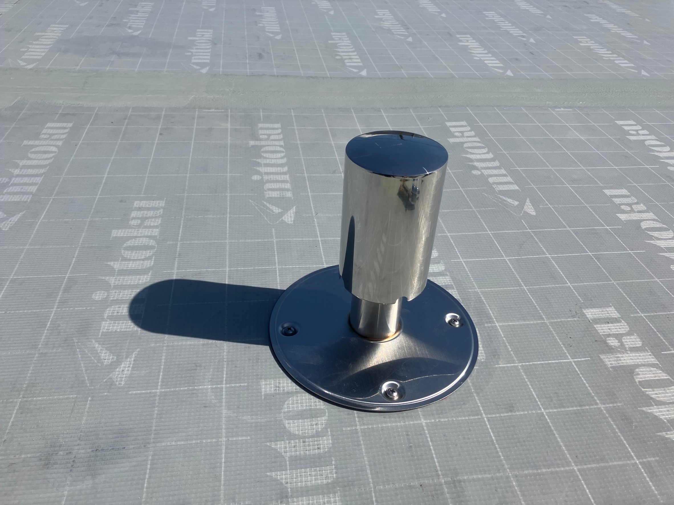 【綺麗なネイビーカラーへ♪店舗様】外壁・屋根裏・屋上防水・シーリング工事