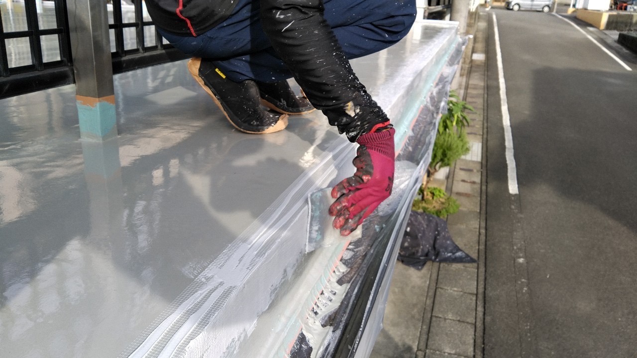 【車庫上バルコニー防水工事でメンテナンス完了！】バルコニー防水