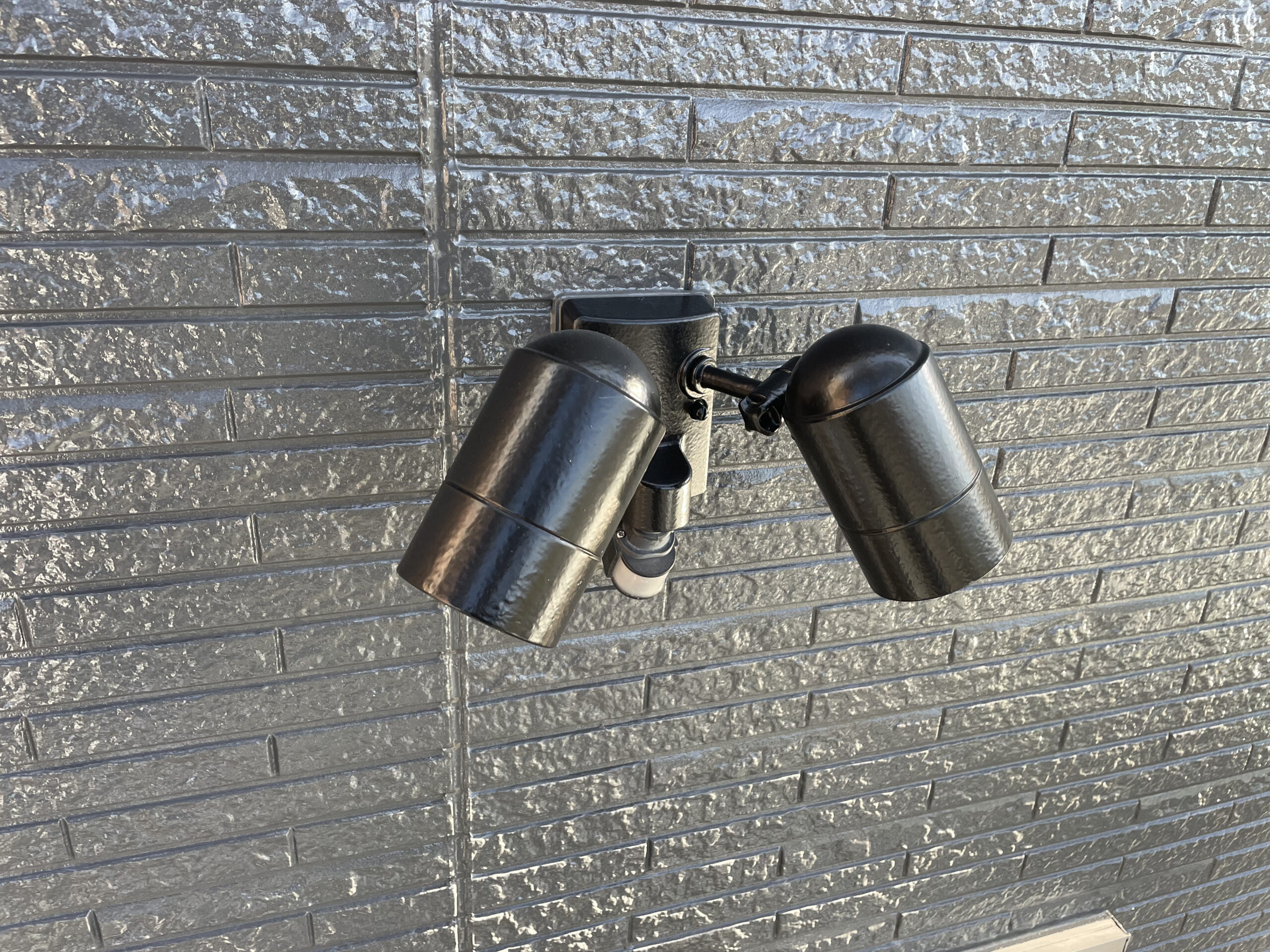 【シンプルモダンなお家からシックなカラーに♪】外壁塗装・シーリング工事