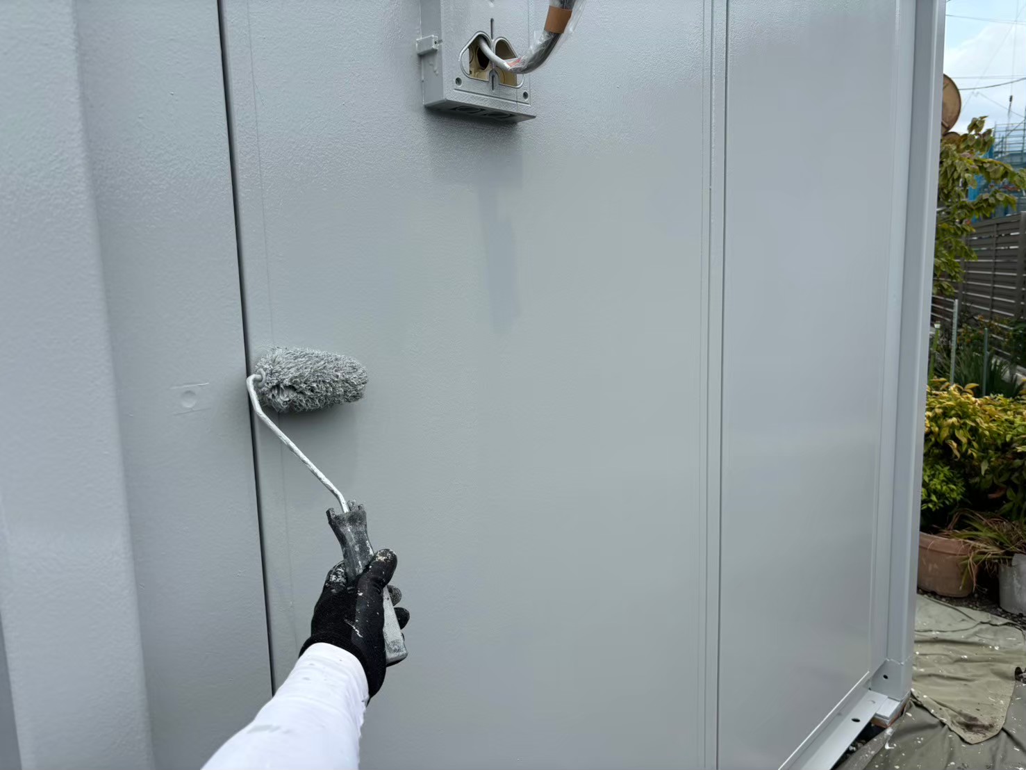 【モダンカラーのプレハブ小屋に変身♪】プレハブ塗装工事