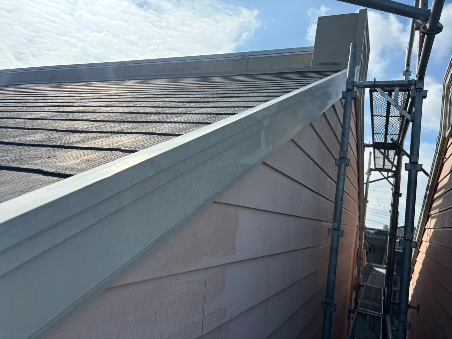 【アパート６棟大改修塗装工事！素敵なナチュラルカラーのアパートに♪】